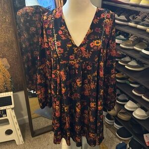 Mini floral dress preowned